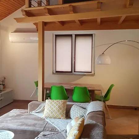 Spacious Holiday In In Deer Park Ferienhaus